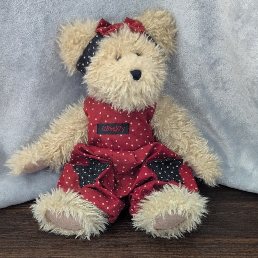 Boyds Bear Liberty Stephanie W. Beariproud Plush Bear in Red and Black Outfit